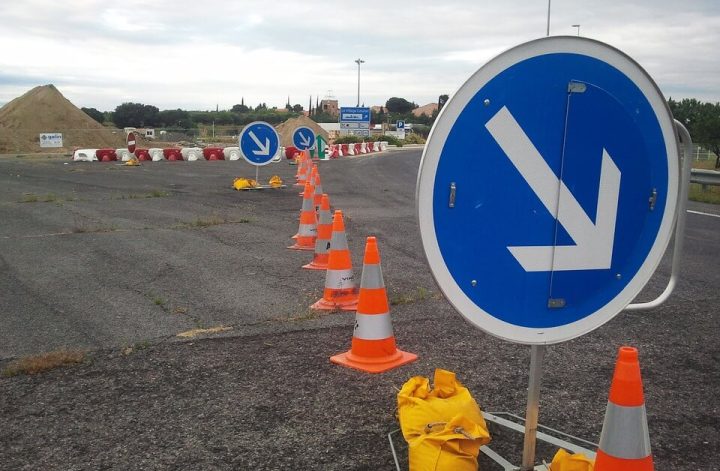 Urządzenia ruchu drogowego